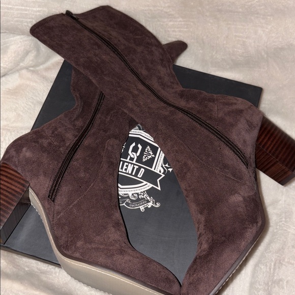 NWT Anthropologie SILENT D USHA Boot in Chocolate - Picture 12 of 12